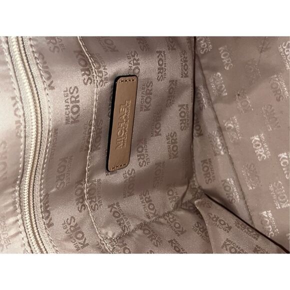 Michael Kors Jet Set Travel Small Leather Carryall Tote Bag blush tan - Picture 9 of 9